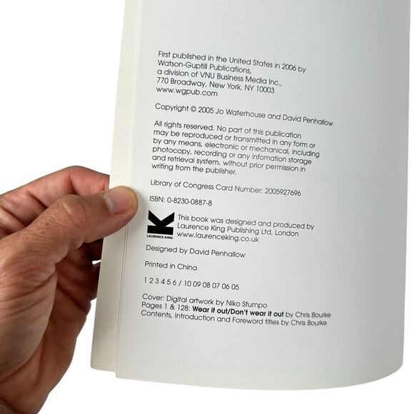 Concrete To Canvas: Skateboarders' Art Book - Picture 2 of 8